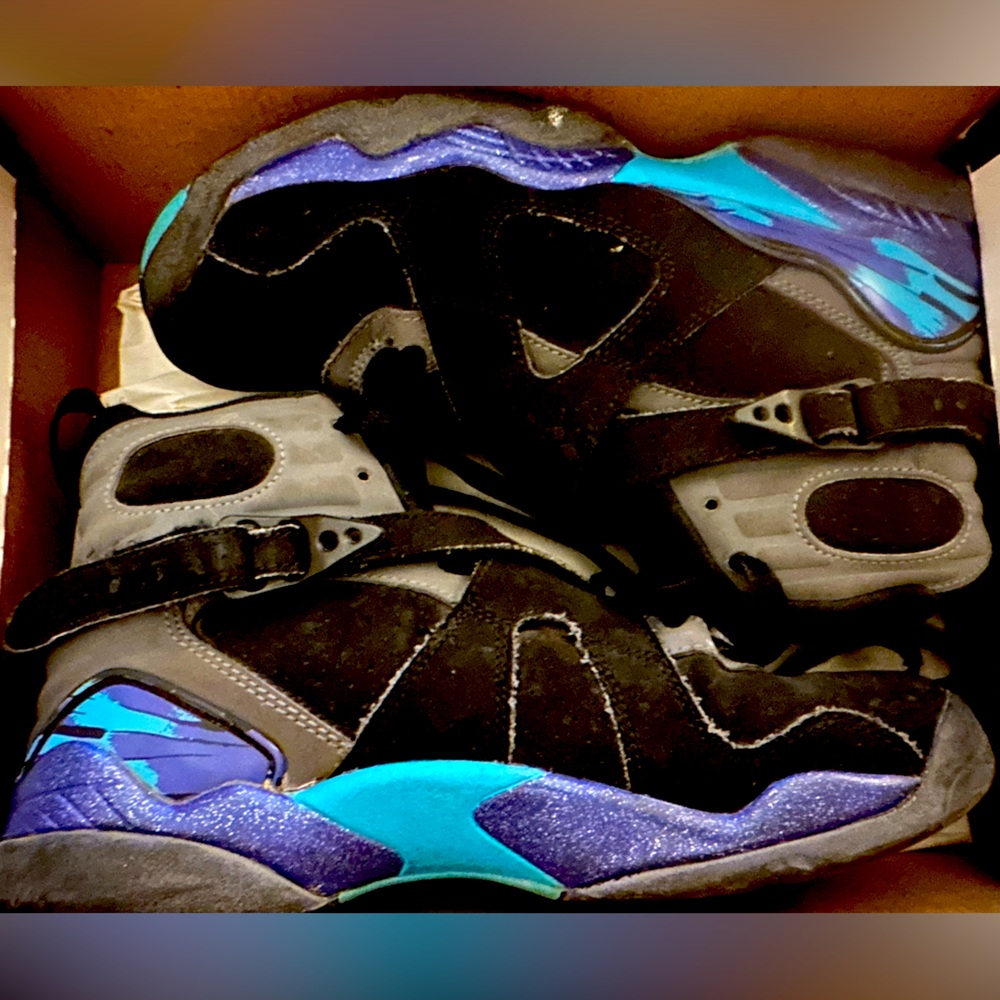 Jordan 8 Retro